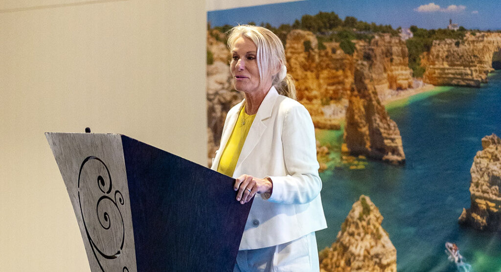 Shelley Wren, from the Sovereign Group, at the second Living in the Algarve Seminar Event, Algarve Portugal