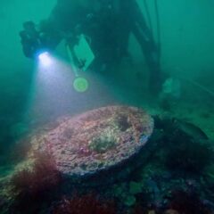 Divers found two 300-year-old bronze pulleys in Lagos