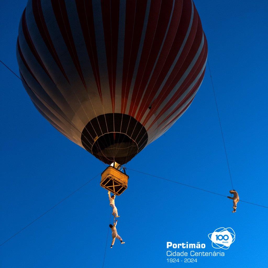 French Circus “Inextremiste” will test Portimão’s limits with a street circus theatre featuring a hot air balloon, Portimão May 2024