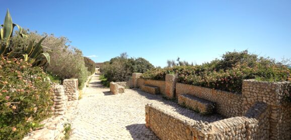 Praia da Rocha’s gardens undergoing much-needed renovation