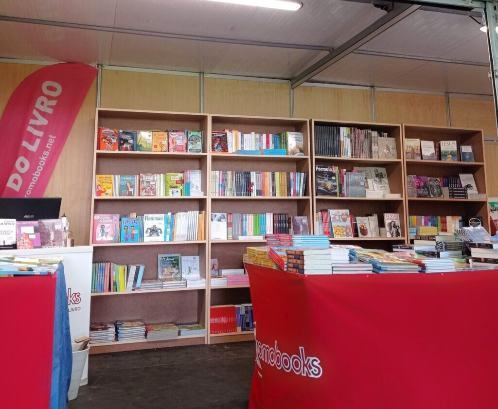Portimão Book Fair returns this Summer with author talks, debates, live music & over 20,000 books