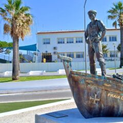 Carvoeiro unveils statue in honour of its fishermen