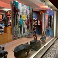 Lady in Red Art Gallery unveils new riverside home in Portimão