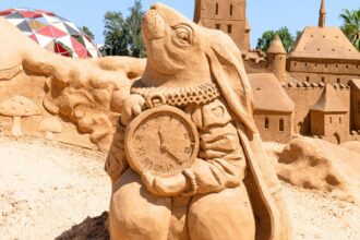 SandCity in Lagoa sculpture 6
