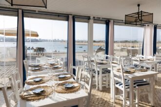Sueste Restaurant Ferragudo restaurant river view