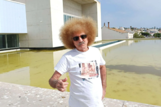 Carvoeiro legend Beto Kalulu returns to the stage after remarkable recovery