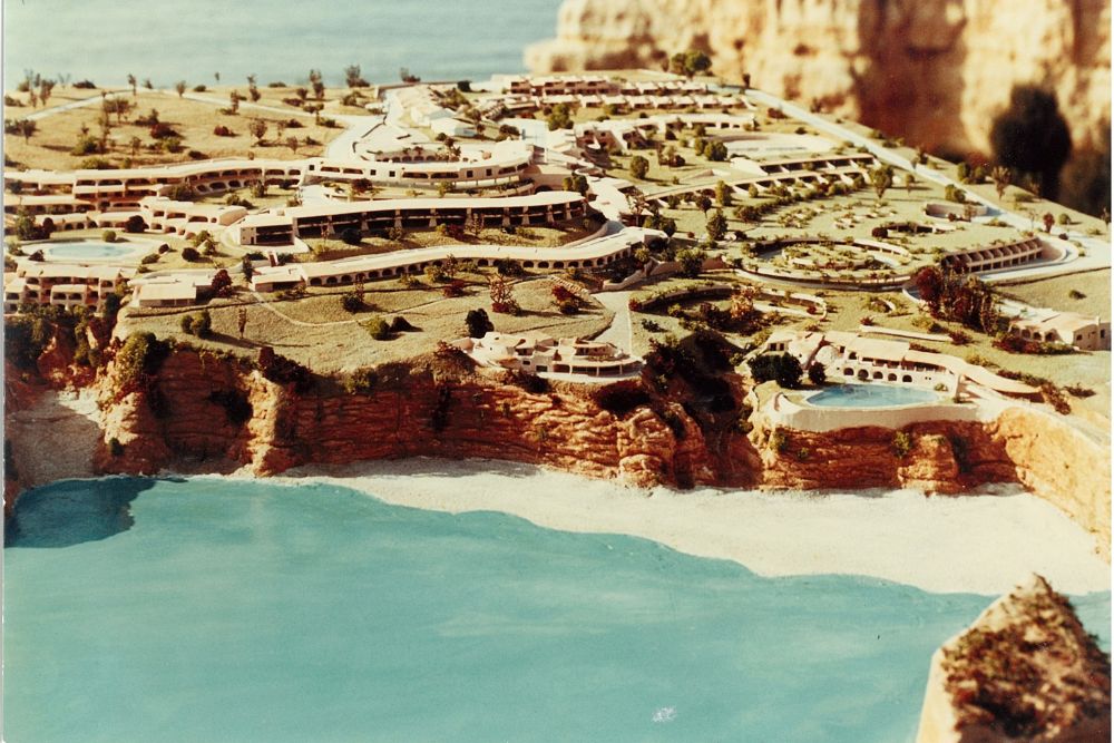 Vilalara Hotel History Pictures 2
